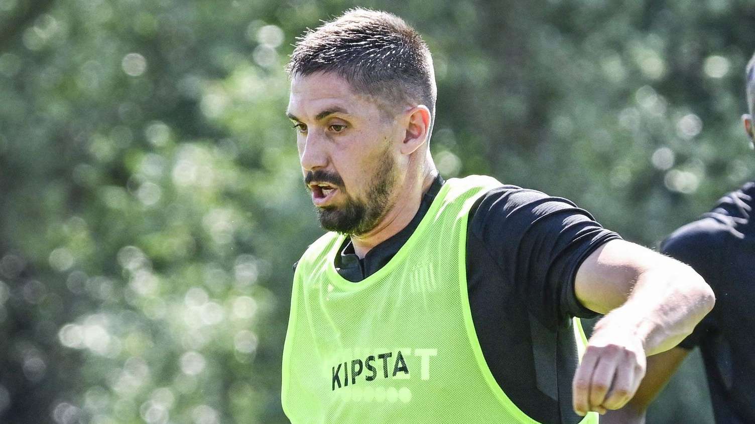 突破奠定了 突破奠定了